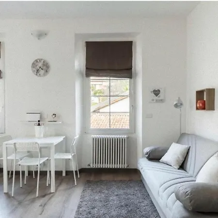 Bella My In The Center * Cernobbio