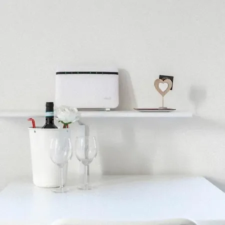 Bella My In The Center *