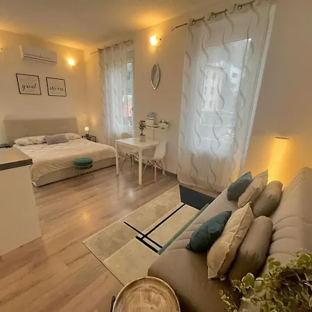 Bella My In The Center * Cernobbio